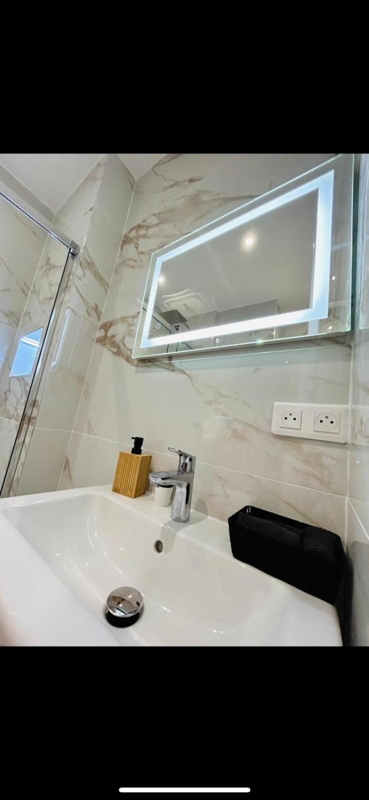 Studio Promenade Des Anglais Apartment Ница Екстериор снимка
